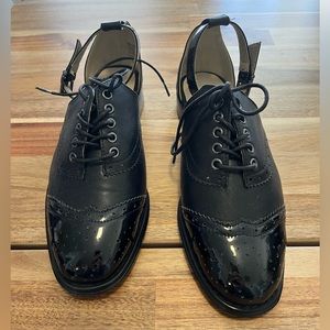 Wanted black closed toe flates women’s shoe sz 8.5